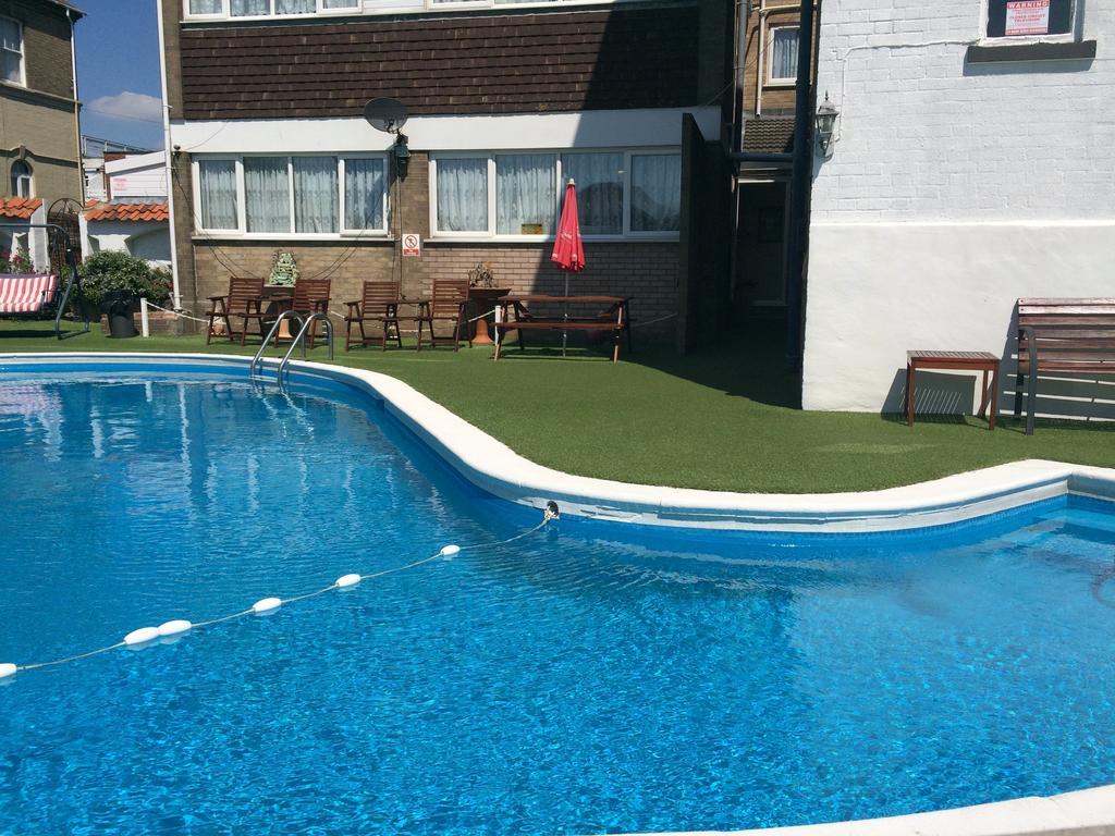 Hotel Victoria Great Yarmouth Bagian luar foto
